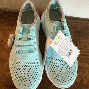 Crocs LiteRide Pacer shoes size 7